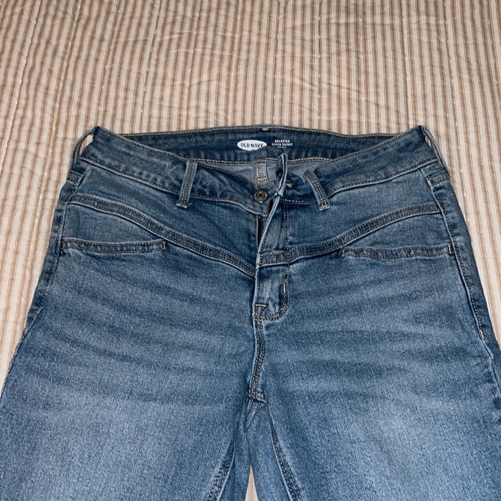 Old navy rockstar super skinny mid rise jeans